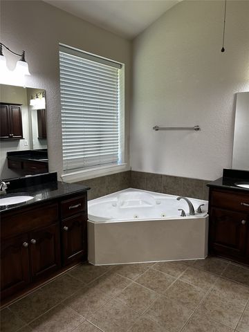 778 Fall River Drive, Frisco, TX 75033