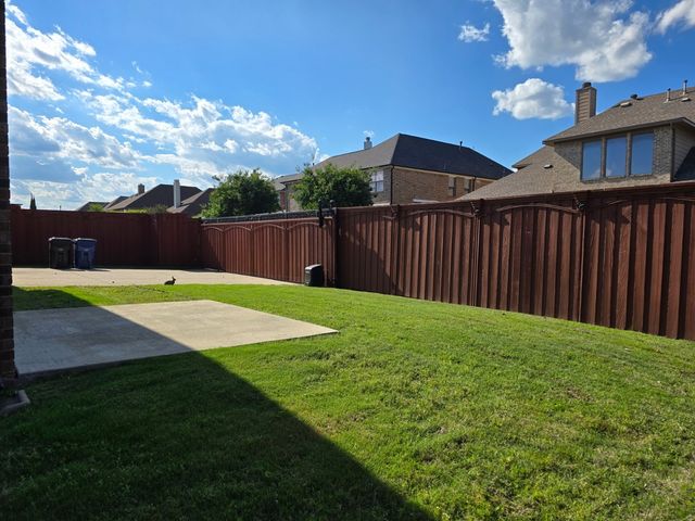 778 Fall River Drive, Frisco, TX 75033