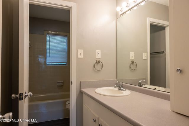 602 Pemberton Drive, Pearl, MS 39208