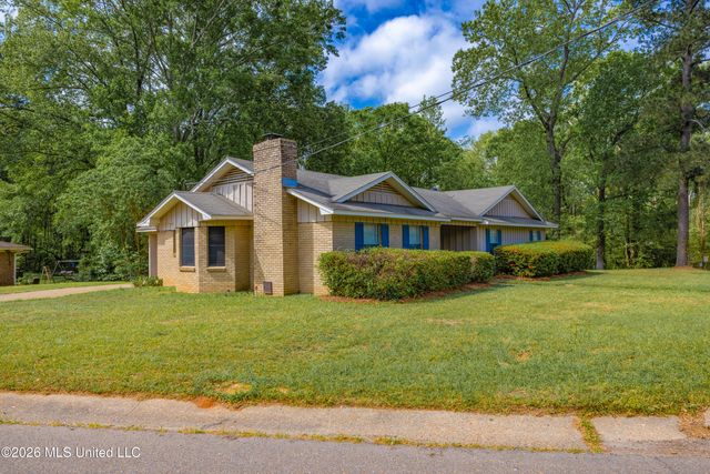 602 Pemberton Drive, Pearl, MS 39208