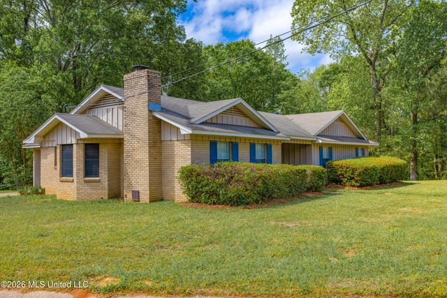 602 Pemberton Drive, Pearl, MS 39208