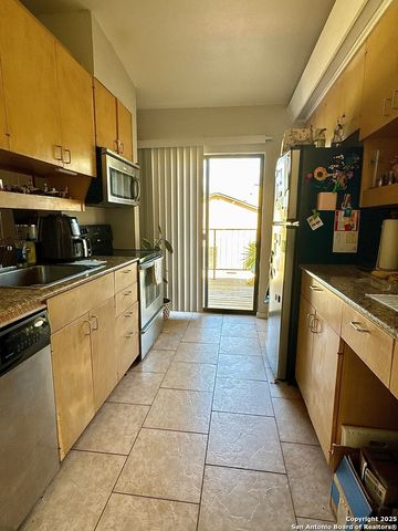 8642 Fredericksburg # 506, San Antonio, TX 78240