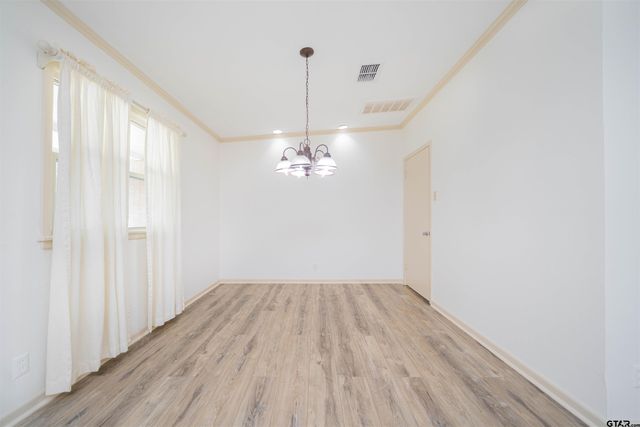 2504 Pounds Ave, Tyler, TX 75701