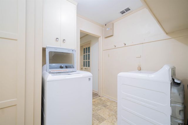 2504 Pounds Ave, Tyler, TX 75701