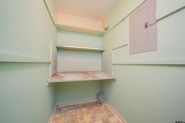 2504 Pounds Ave, Tyler, TX 75701