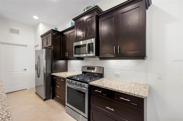 4623 CLAREMONT PARK DRIVE, Bradenton, FL 34211