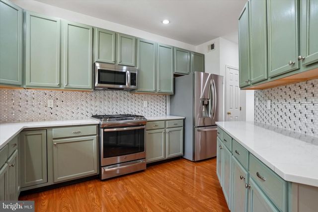 3891 NANLYN FARM CIR, Doylestown, PA 18902