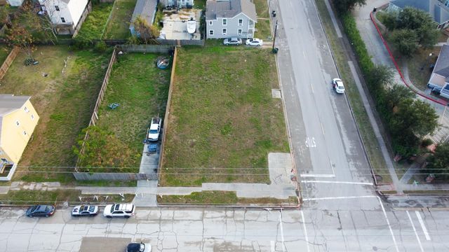 4017 Ball, Galveston, TX 77550