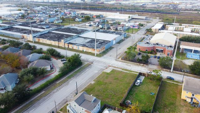 4017 Ball, Galveston, TX 77550