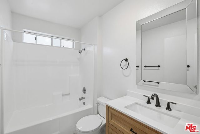 14551 Vose Street C, Van Nuys (los Angeles), CA 91405