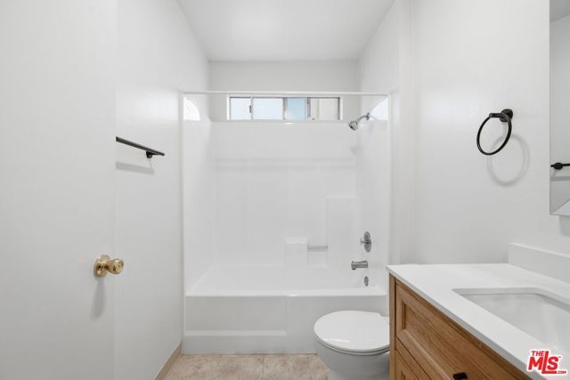 14551 Vose Street C, Van Nuys (los Angeles), CA 91405