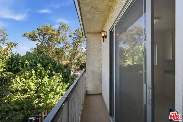 14551 Vose Street C, Van Nuys (los Angeles), CA 91405