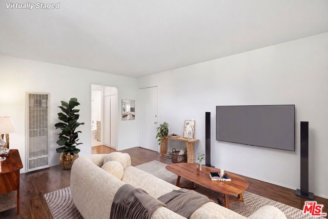 14551 Vose Street C, Van Nuys (los Angeles), CA 91405