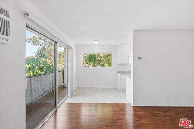 14551 Vose Street C, Van Nuys (los Angeles), CA 91405
