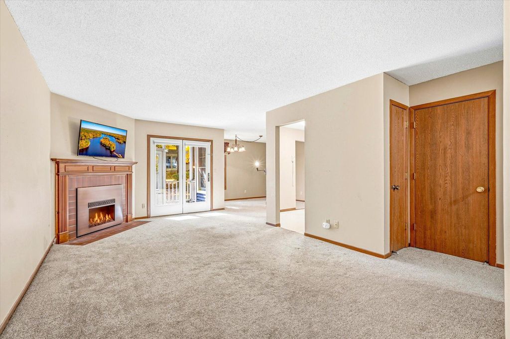 10938 Quebec Avenue S, Bloomington, MN 55438 — photo 3
