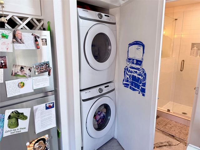 315 Easton Road B, Dallas, TX 75218