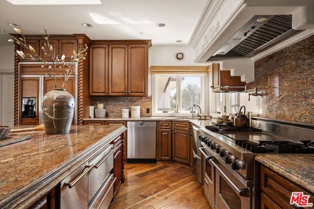 2370 N Refugio Road, Santa Ynez, CA 93460