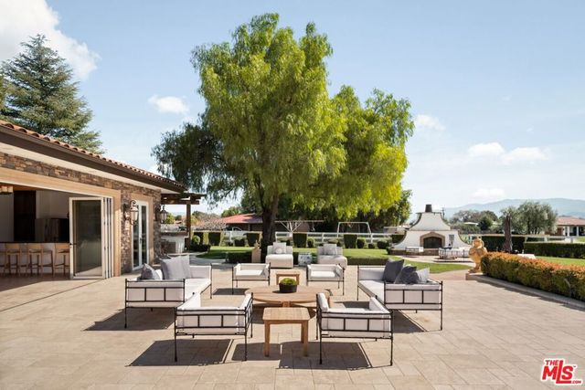 2370 N Refugio Road, Santa Ynez, CA 93460