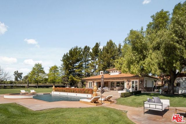 2370 N Refugio Road, Santa Ynez, CA 93460