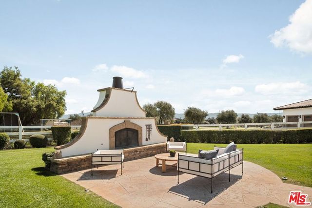 2370 N Refugio Road, Santa Ynez, CA 93460