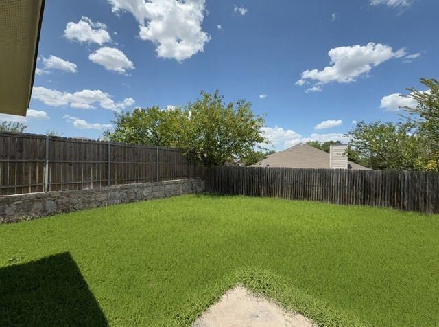 1633 Duet Drive, Dallas, TX 75241