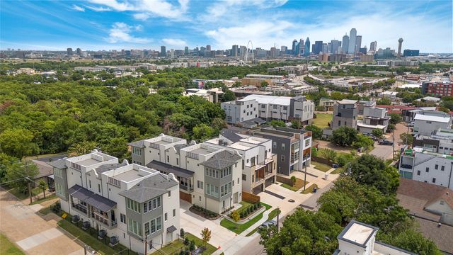 1029 Mobile Street, Dallas, TX 75208