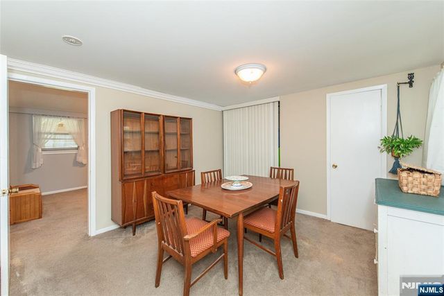 237 Skyline Lake Drive, Ringwood, NJ 07456