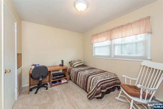 237 Skyline Lake Drive, Ringwood, NJ 07456