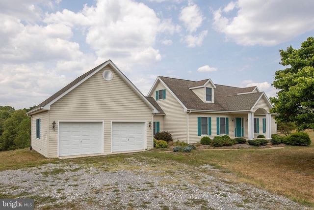 317 STRAWBERRY LN, Augusta, WV 26704