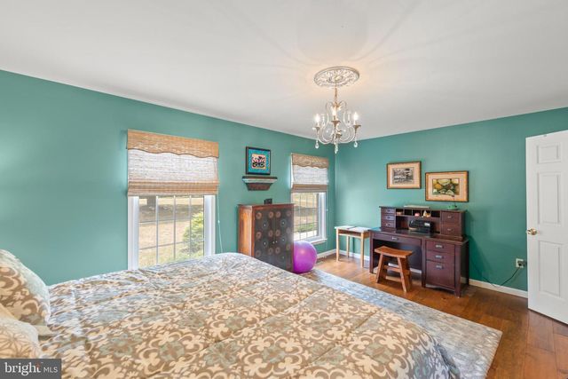 317 STRAWBERRY LN, Augusta, WV 26704