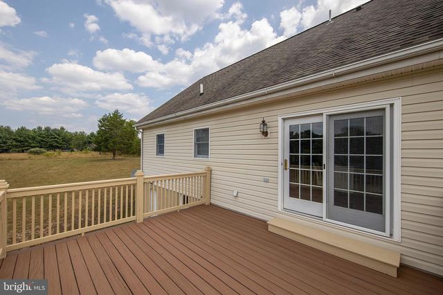 317 STRAWBERRY LN, Augusta, WV 26704
