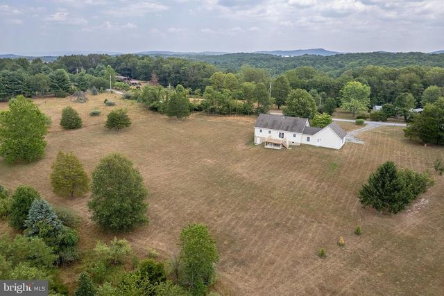 317 STRAWBERRY LN, Augusta, WV 26704