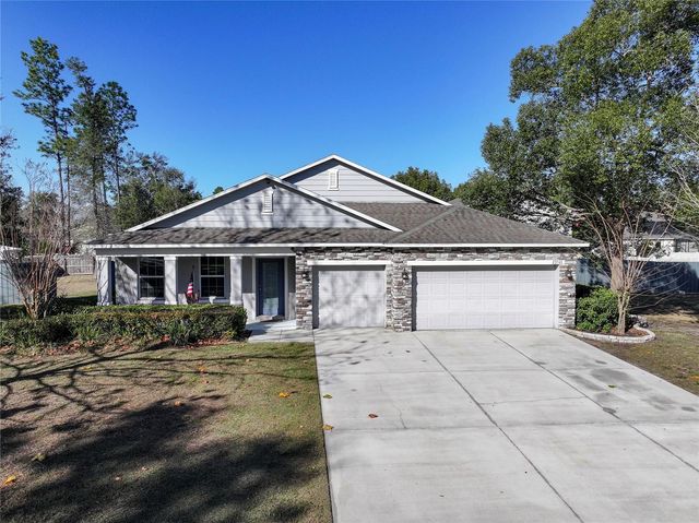 23543 STREAM AVENUE, Sorrento, FL 32776