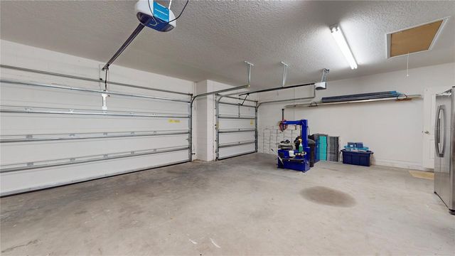 23543 STREAM AVENUE, Sorrento, FL 32776