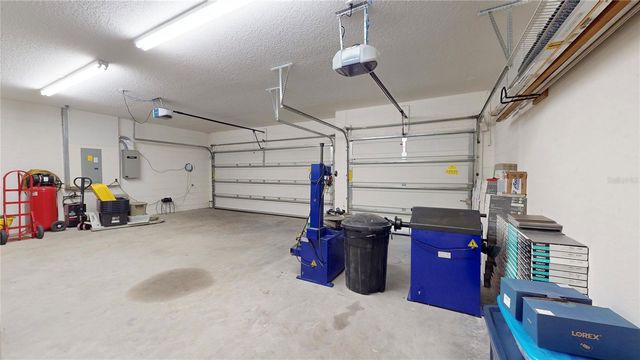 23543 STREAM AVENUE, Sorrento, FL 32776