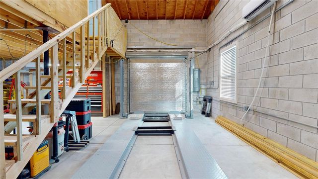 23543 STREAM AVENUE, Sorrento, FL 32776