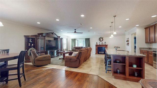 23543 STREAM AVENUE, Sorrento, FL 32776