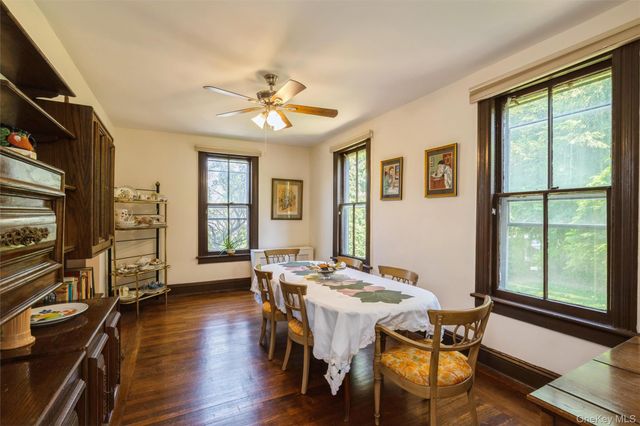 17 Crampton Avenue, Great Neck, NY 11023