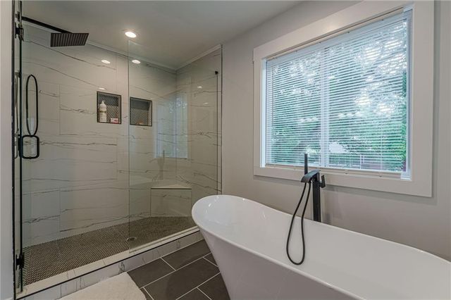 770 Waters SW Drive, Atlanta, GA 30310