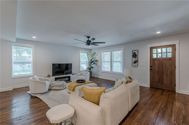 770 Waters SW Drive, Atlanta, GA 30310