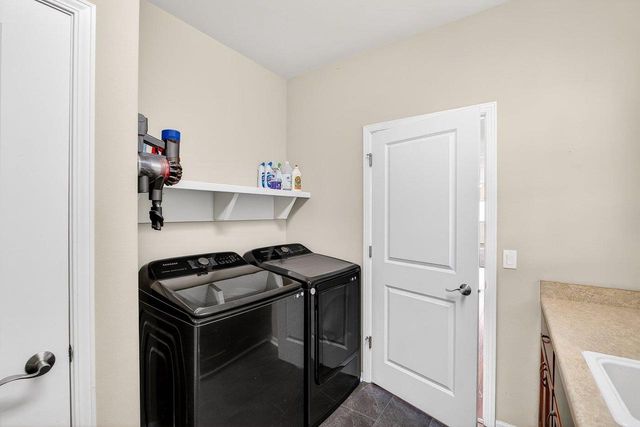 9420 Stoneywood Boulevard, Middleton, WI 53562