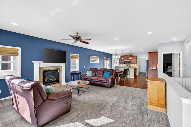 9420 Stoneywood Boulevard, Middleton, WI 53562