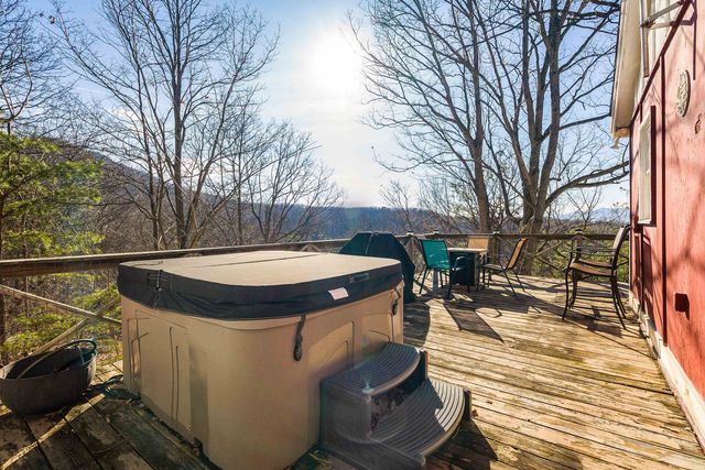 755 WILDWOOD LN, Shenandoah, VA 22849