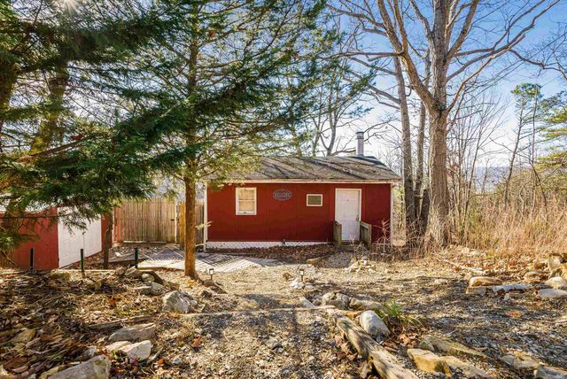 755 WILDWOOD LN, Shenandoah, VA 22849