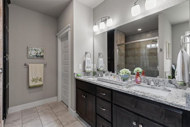 1 Embleton Drive, Bella Vista, AR 72714