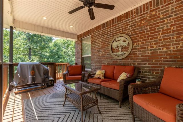 1 Embleton Drive, Bella Vista, AR 72714