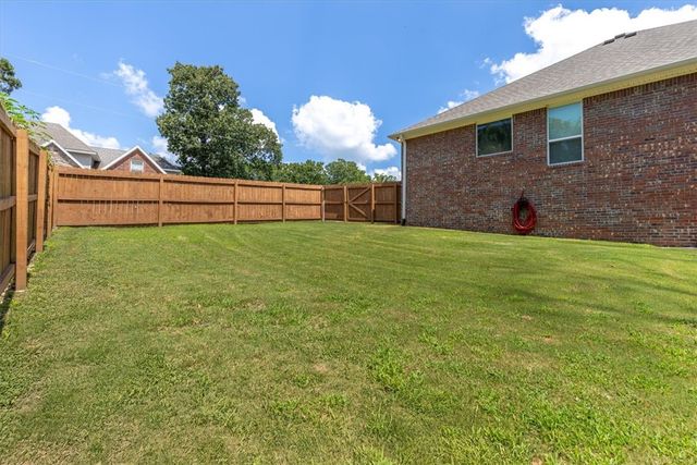 1 Embleton Drive, Bella Vista, AR 72714