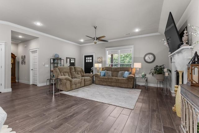 1 Embleton Drive, Bella Vista, AR 72714