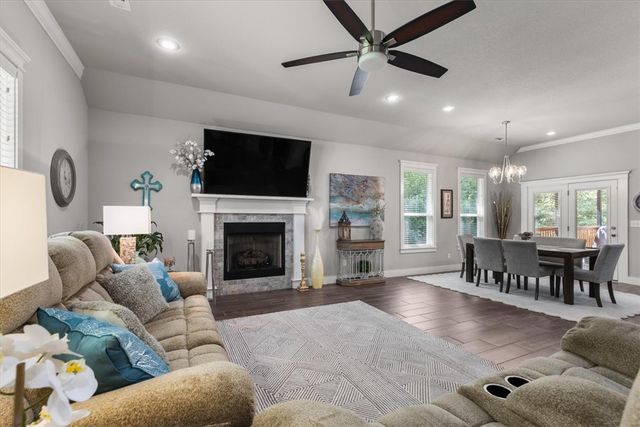 1 Embleton Drive, Bella Vista, AR 72714