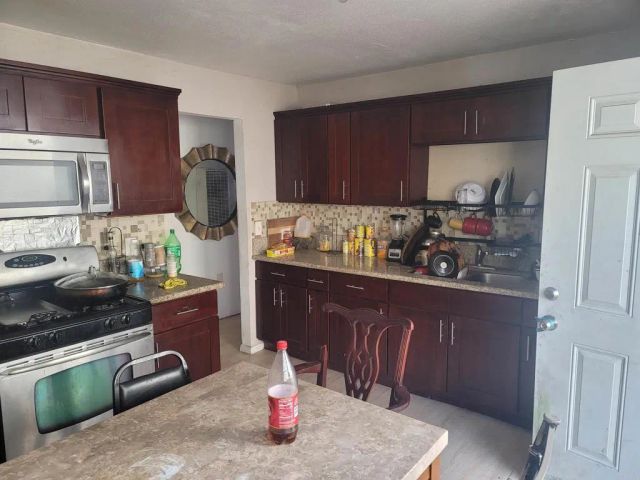 222 50th Street, San Diego, CA 92102